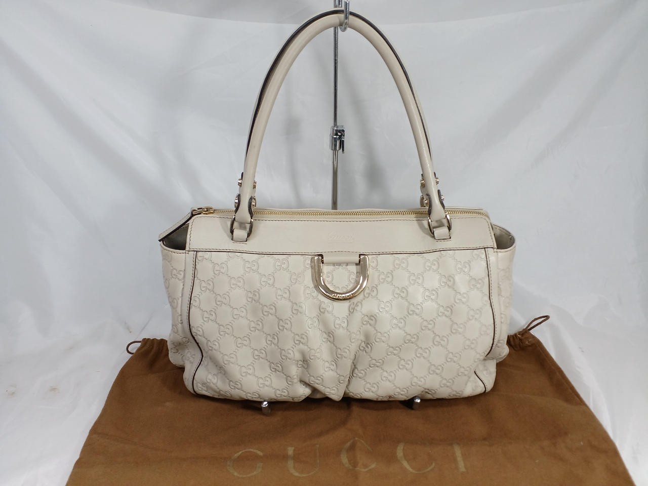 Gucci GG Supreme Canvas Tote Bag with Web Stripe 189831