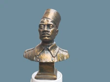 Bust of a Senegalese gunman of the Grance Guerre - 📌4a.