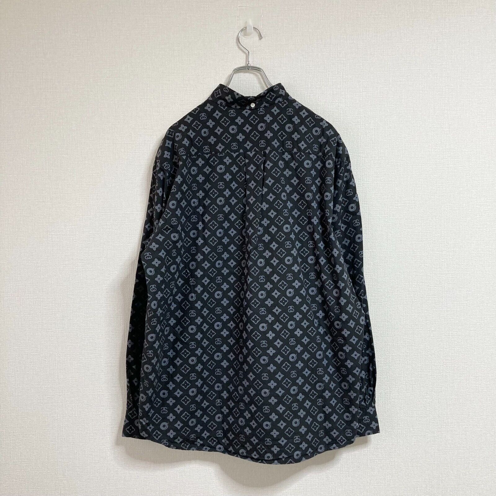 Stussy 'Stucci' Black Monogram Cord Shirt 00's – Sekkle