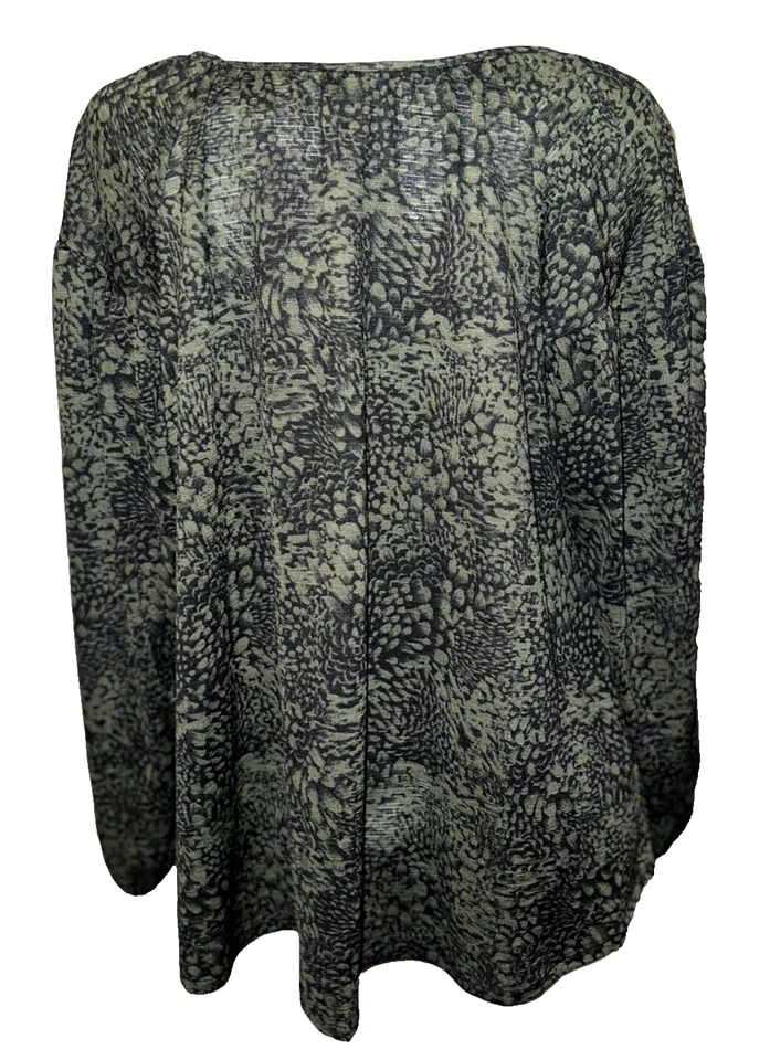 Camisa Boho Manga Larga Estampado Abstracto Verde Negro Talla Grande X 1X AVA & VIV Foto 4 de 4