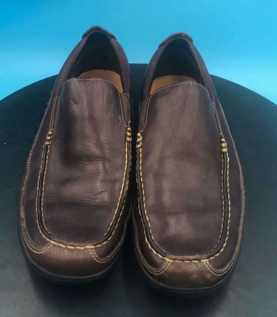 Cole Haan Men display picture 2