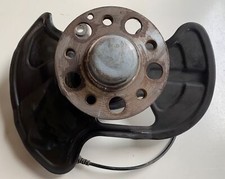 Achsschenkel vorne rechts Mercedes C Klasse W204 Achsschenkel vorne rechts Mercedes C Klasse W204