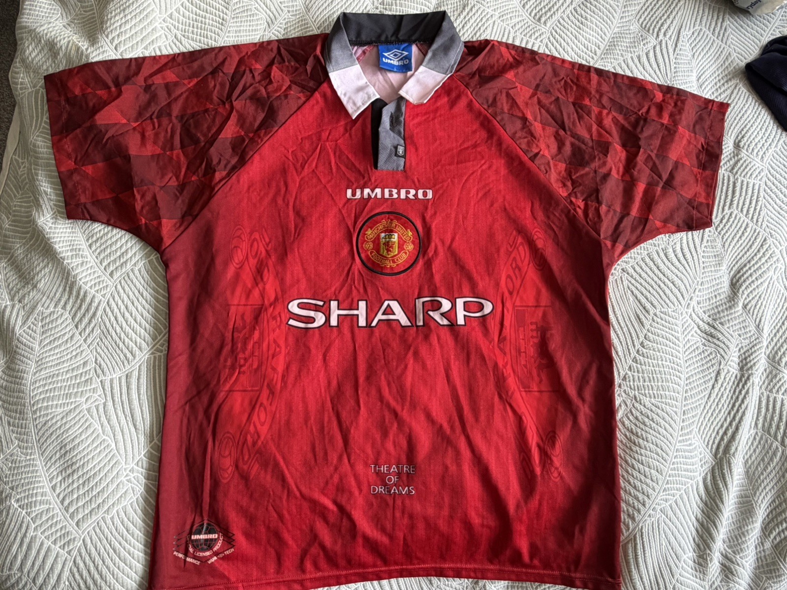 Original Authentic Umbro Manchester United 1996/1997/1998 Home Shirt Mens L for sale on Ebay