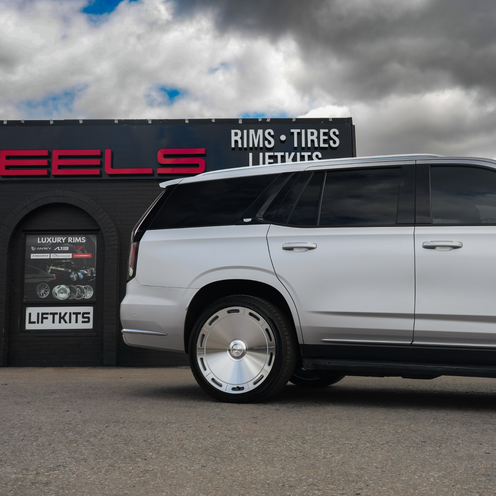 Bentley Bentayga Wheel