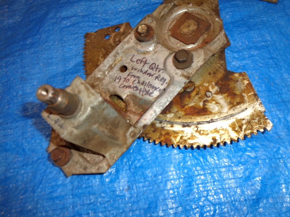 Dodge Challenger 1970-71 convertible cuarto izquierdo ventana manual regulador raro Foto 4 de 4