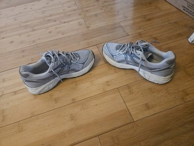 Asics Gel womens Size 8 Grey/white Good Condition