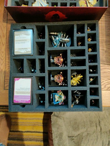 Dungeons and Dragons Waterdeep: Dungeon of The Mad Mage, Painted,With Insert - Picture 9 of 14