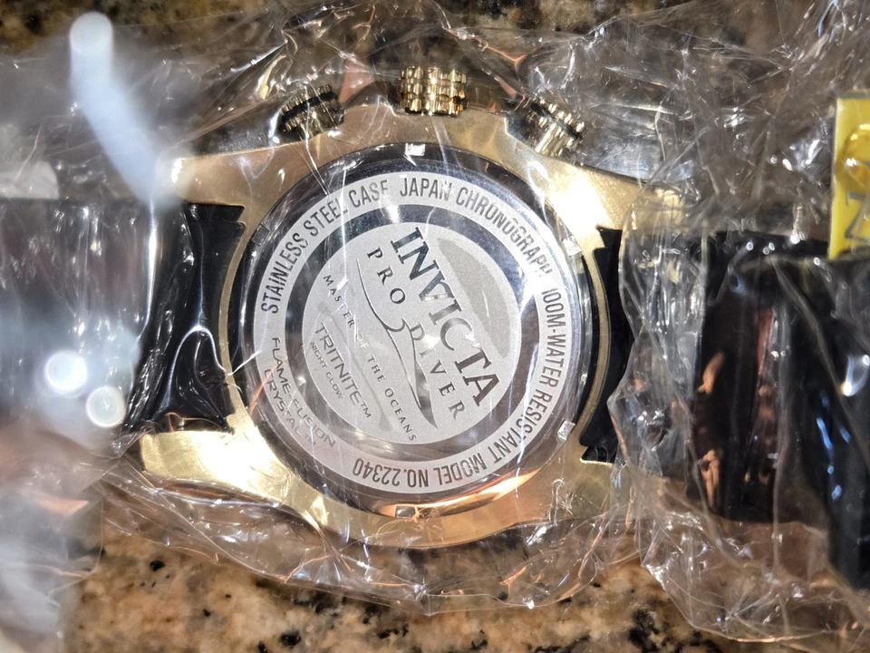 invicta Reloj Hombre Pro Diver 52mm (Necesita Batería Nueva). Foto 3 de 4