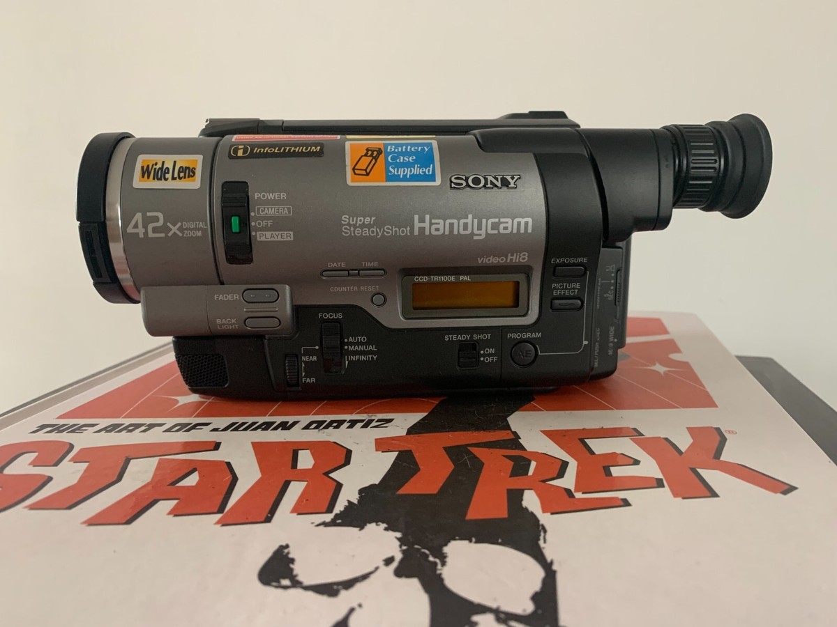 SONY CCD-TR1100E ANALOGUE CAMCORDER (Hi8 8mm Video 8 Playback SP