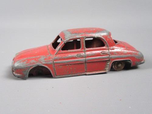 Voiture Miniature Dinky Toys Renault Dauphine - Échelle 1:43, Avec Boîte, France
