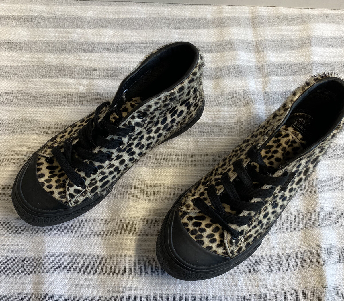 Stampa leopardata capelli pony Vans Vault. Nuovo senza etichette. 3 5 da uomo e 5 da donna