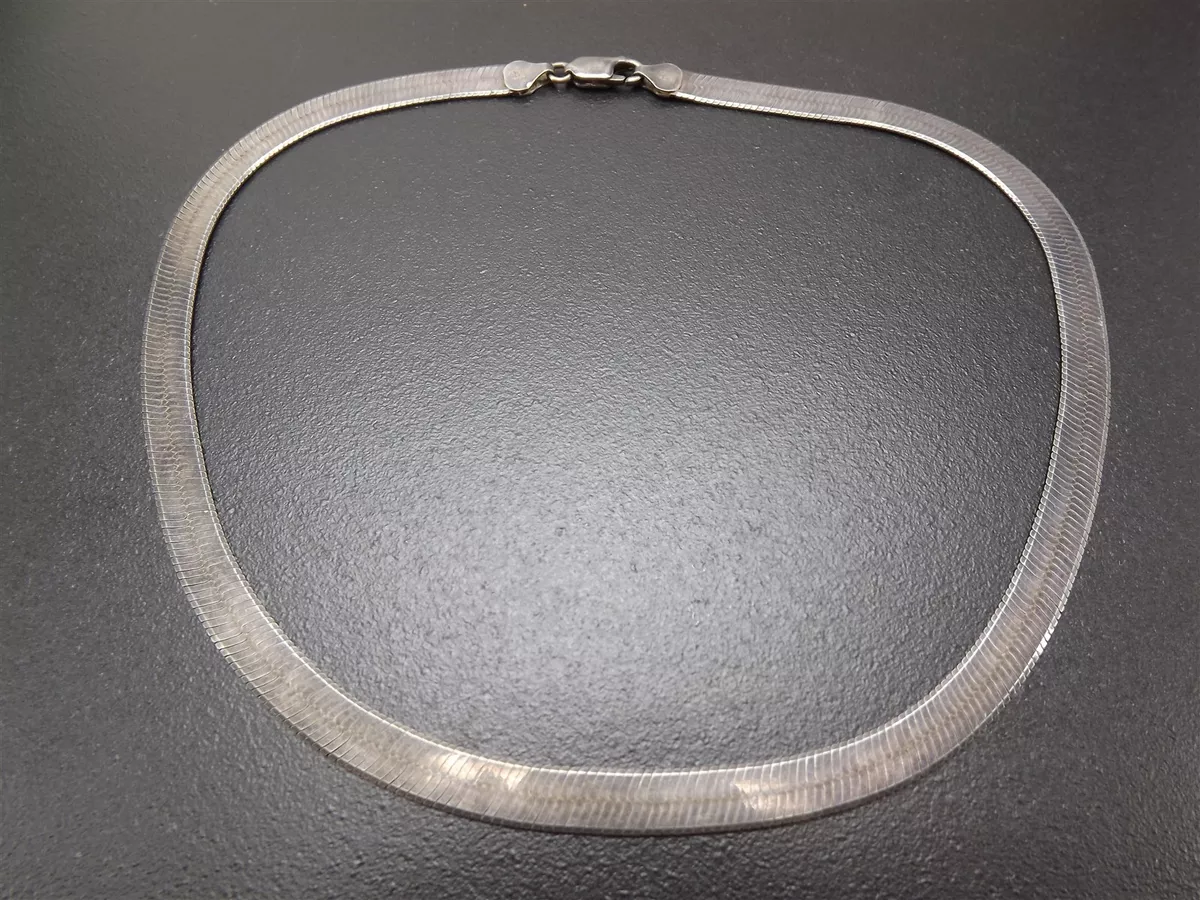 Thick silver herringbone necklace deals