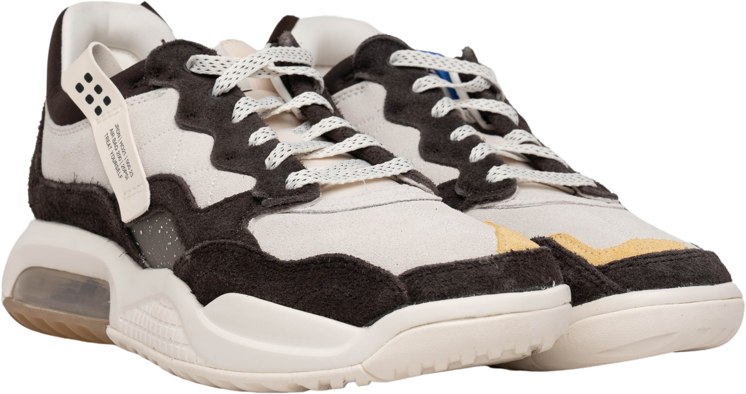 jordan ma2 trainers in stone and brown