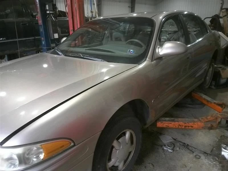 Luz de freno de montaje alto Lesabre 2000 96756 Foto 2 de 4