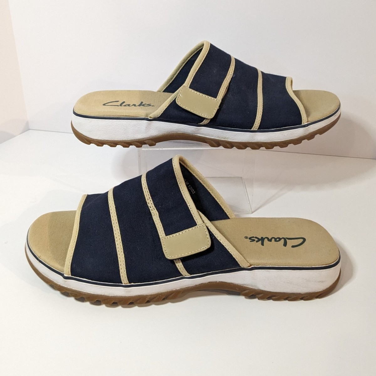 Clarks Sz 9 M Slip On Sandals Slides Blue Tan Canvas 36124 Hook