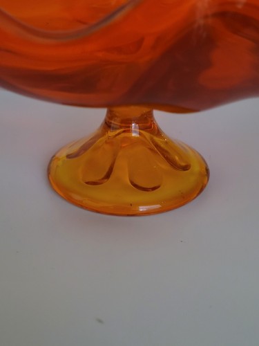 VIKING Glass Persimmon Epic Series 6 Petal Pedestal Compote Candy Dish Footed - Picture 7 of 11