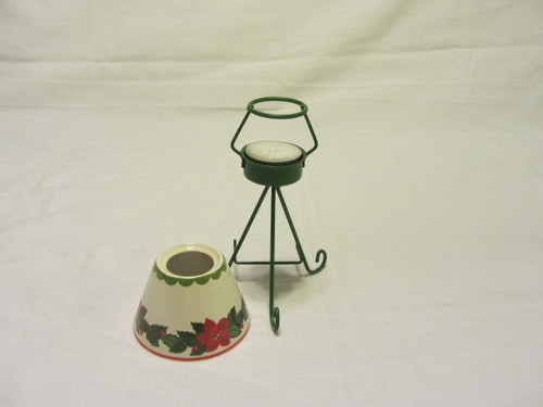 REGALOS AVON NAVIDAD POINSETTA LUZ DE TÉ CANDELABRO CON PLATO PEQUEÑO A JUEGO - Imagen 3 de 5