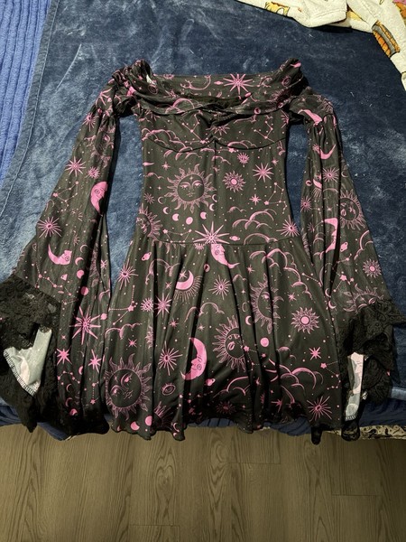 ROMWE XS Black Pink Celestial Moon Stars Off Shoulder Lace-Up Dress Mini