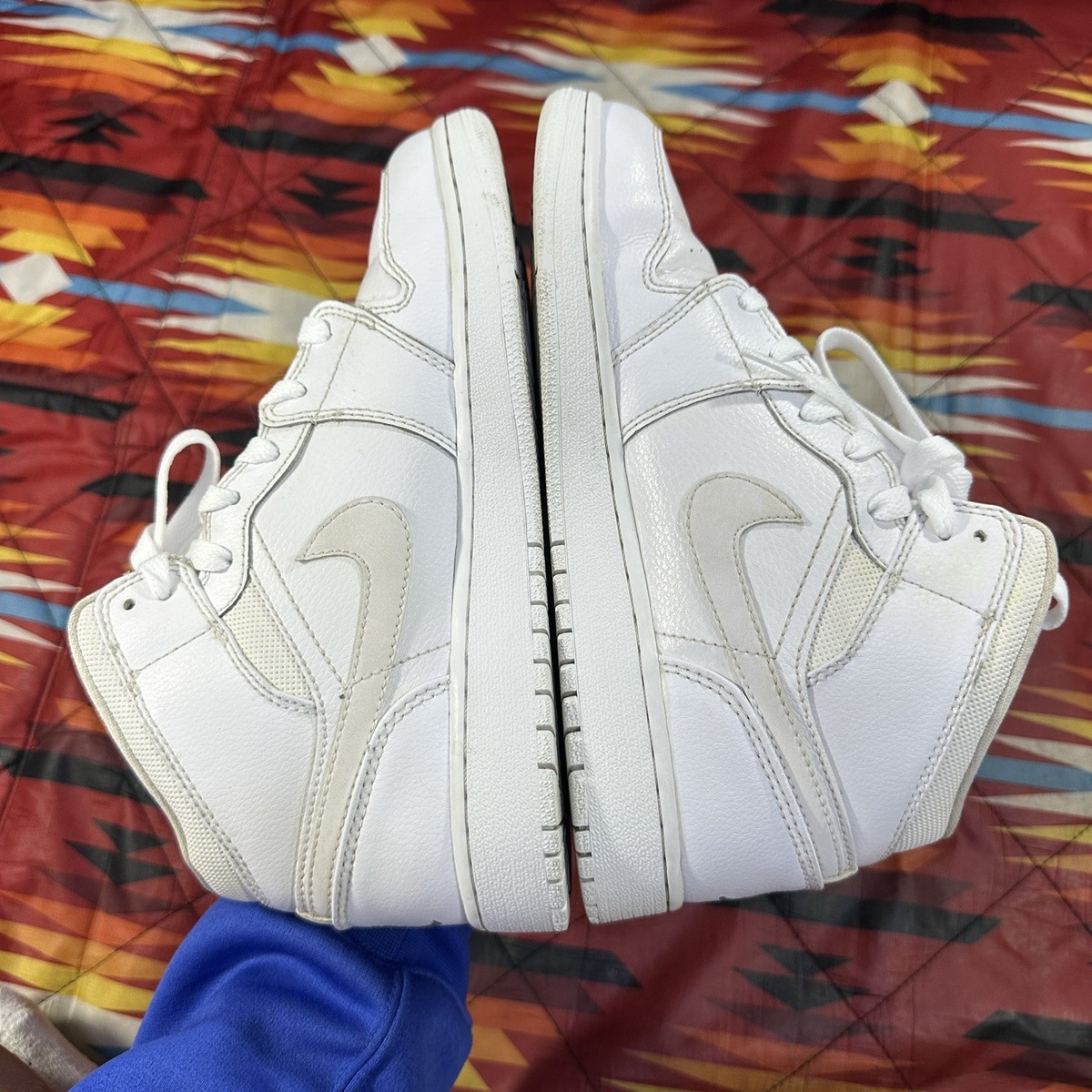 Nike Air Jordan 1 Mid 'White Cool Grey' Sneaker 554725-102 Youth