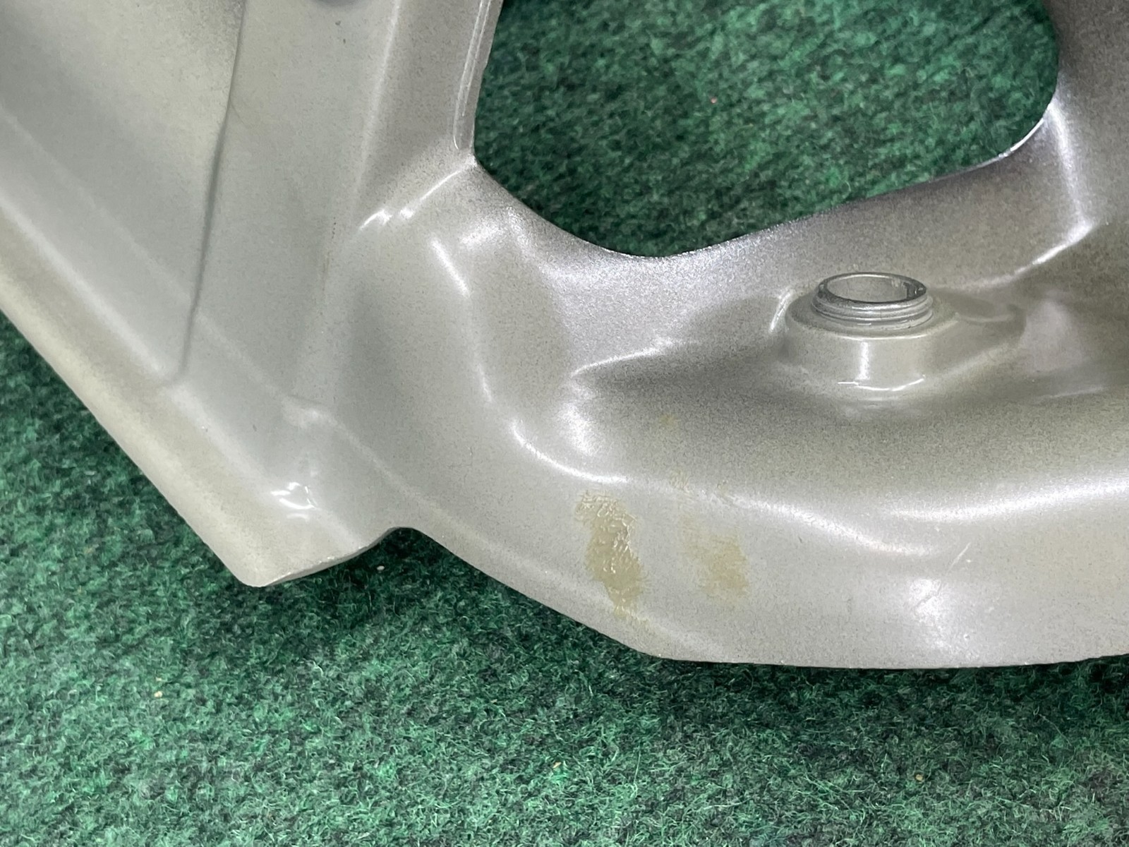 Audi R8 2017-2023 Rear Left Side panel bracket