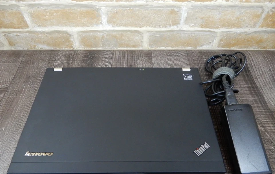 Lenovo ThinkPad x220i HHD 320GB 4GB 32bit Japan Uesd - Image 3 of 4