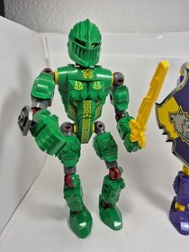 LEGO 8772 Knights Kingdom II Racus And Another RARE RETIRED SET