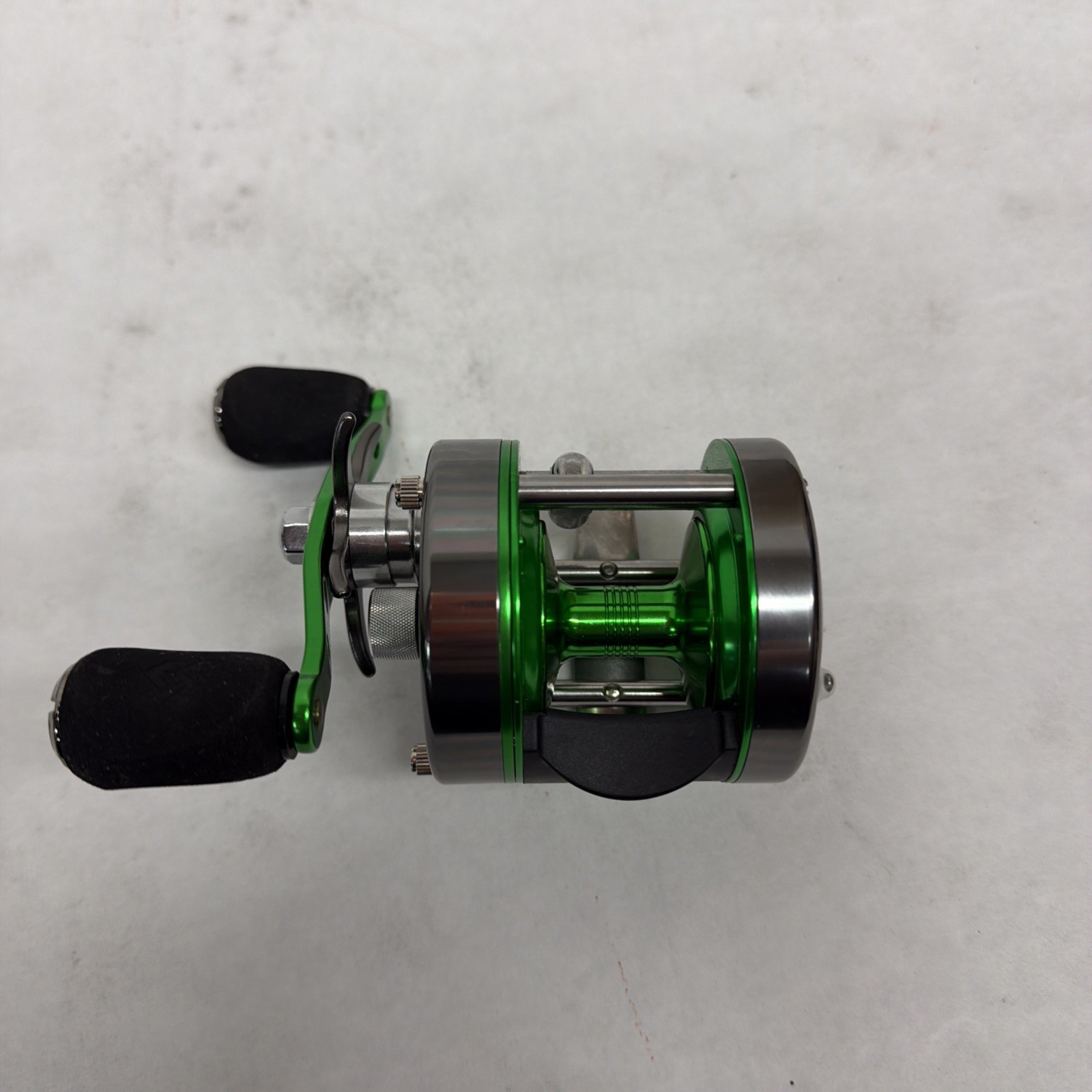 Sougayilang Round Baitcasting Fishing Reel, Conventional Ree