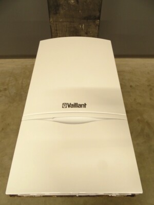 Vaillant turboTEC plus VCW DE 245/4-5 Gas-Kombi-Therme 24kW Heizung Bj.2015