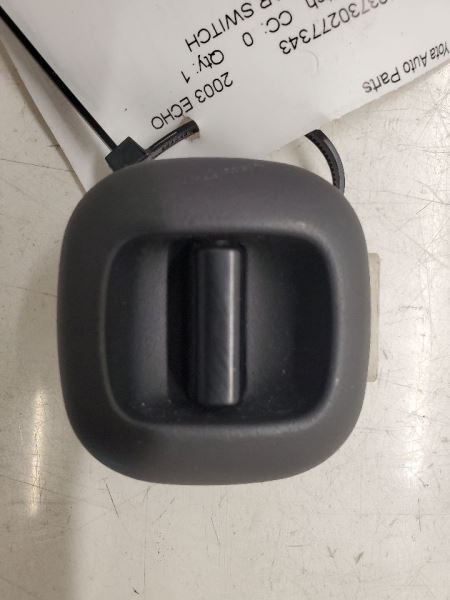 【おだんご】 1365、1394、①、③ Toyota Echo, Rear Right Door Switch, 2000-2003, Gray, V19, 84810