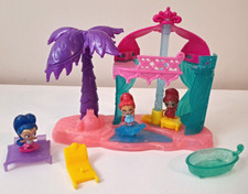 Shimmer  Shine Teenie Genies Beach Playset 3 Dolls  extras 2016