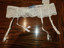 NWT B TEMPT'D by WACOAL LACE GARTER BELT 948144 WHITE P / S