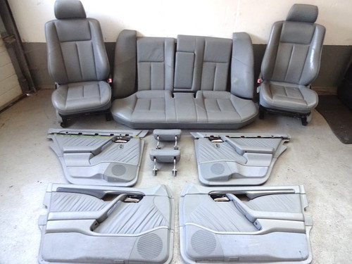 Mercedes C-Klasse W202 Ledersitze Ausstattung Elektrisch Limo Grau Sport Abholer