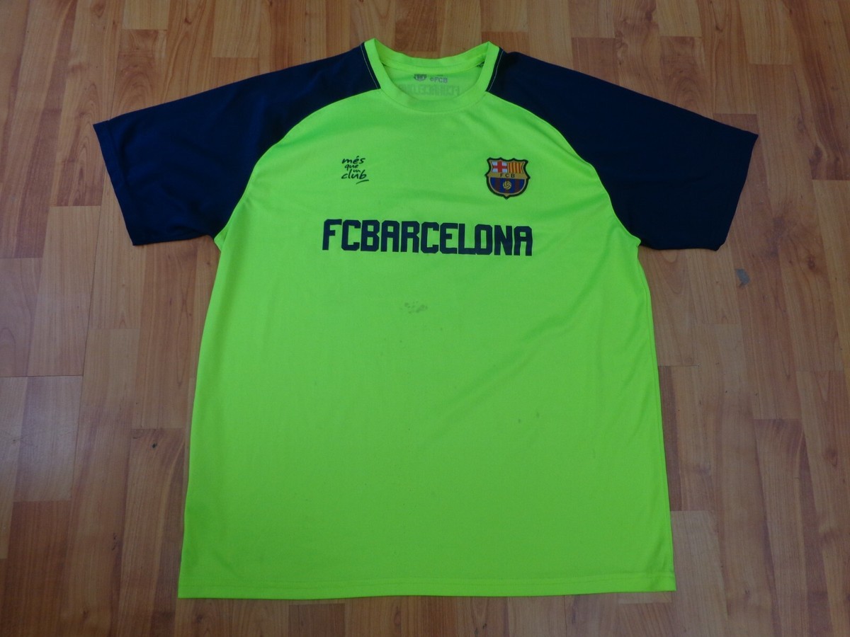 CLASSIC FC BARCELONA MENS XXL FOOTBALL NEON TRAINING SHIRT USED