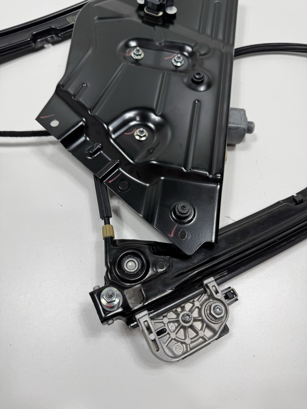 ✅14-22 Maserati Ghibli M157 Front Right Side Window Regulator W Motor OEM