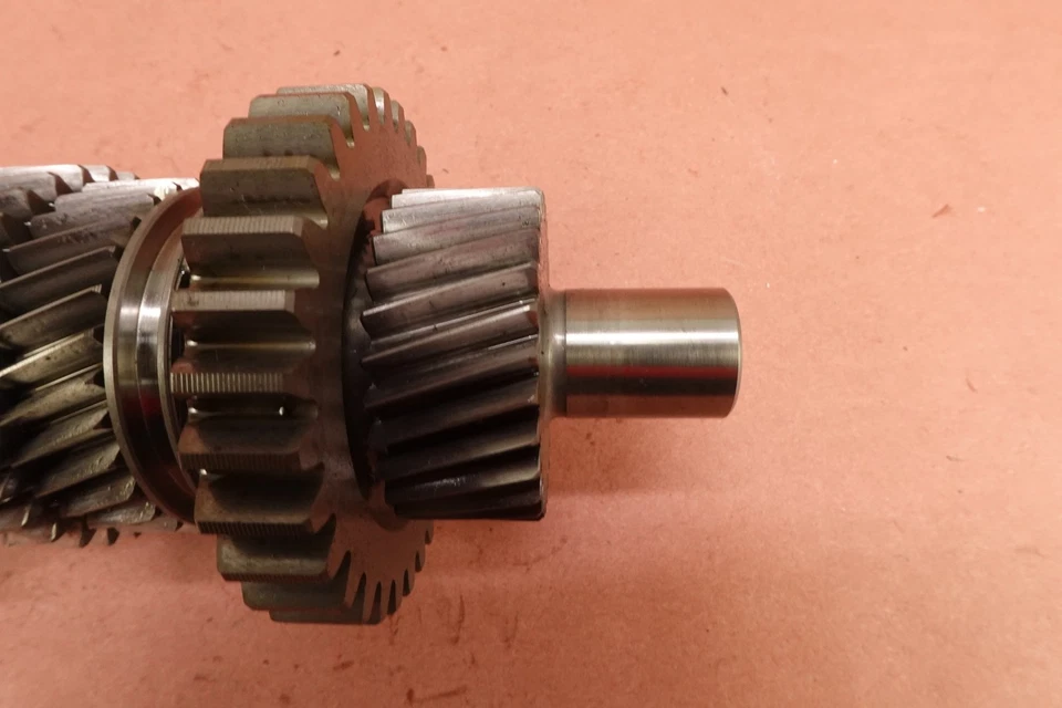 Harley-Davidson Sportster Iron 883 XL883N 2009-2021 engranajes de transmisión Foto 3 de 4