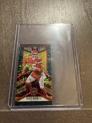 2023 Panini "Under The Lights" MINI Patrick Mahomes /25 Gold Sparkle