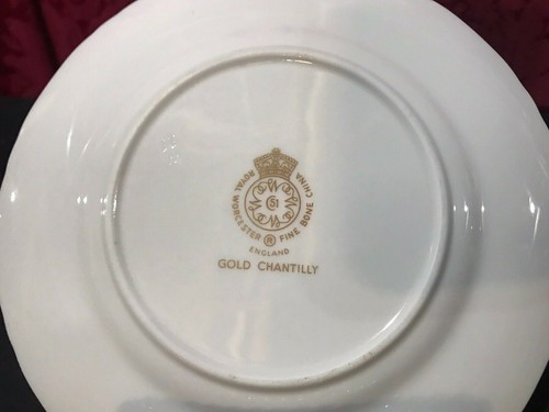 VINTAGE ROYAL WORCESTER GOLD CHANTILLY 6" BREAD & BUTTER PLATE - Picture 4 of 4