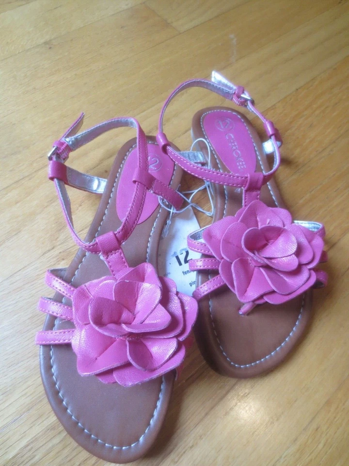 Sandalias CHEROKEE ROSA INTENSO IMITACIÓN CUERO FLORES CORREA NUEVAS CON ETIQUETAS 12 Foto 3 de 4