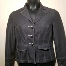 W Work to Weekend Blazer Size 6 Lined Two Pockets Three Button Front