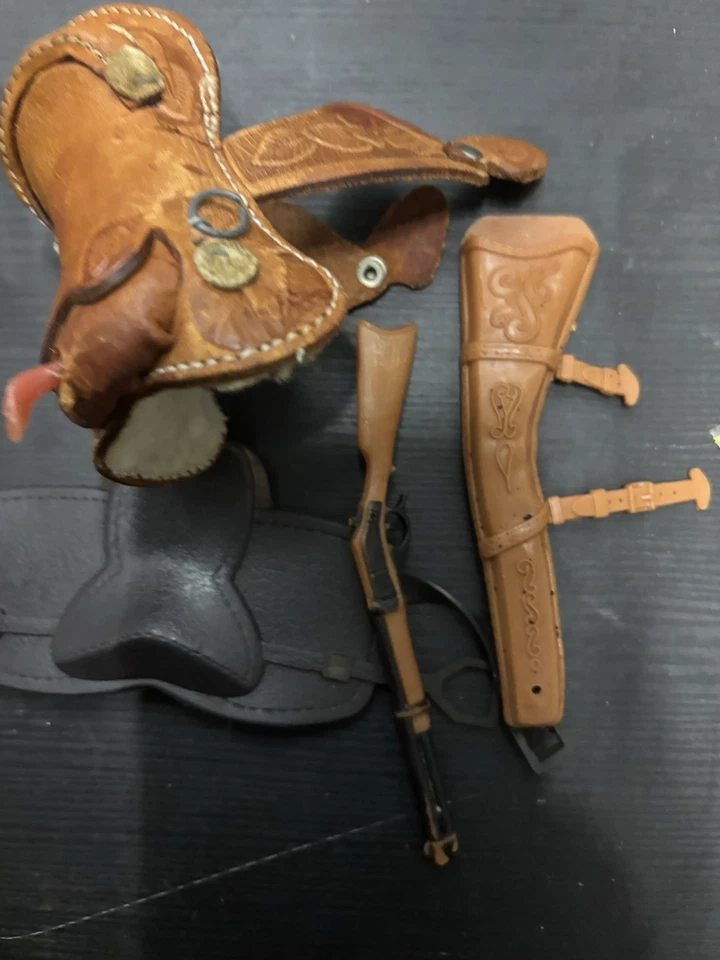 Sillín de caballo pequeño de cuero miniatura vintage decoración occidental con extras Foto 2 de 4