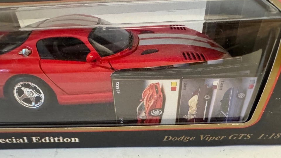 Dodge Viper GTS 1996 rojo edición especial diecast escala 1:18 Maisto Foto 3 de 4