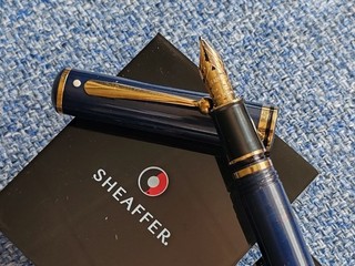 Sheaffer Connaisseur fountain pen 18k gold broad nib