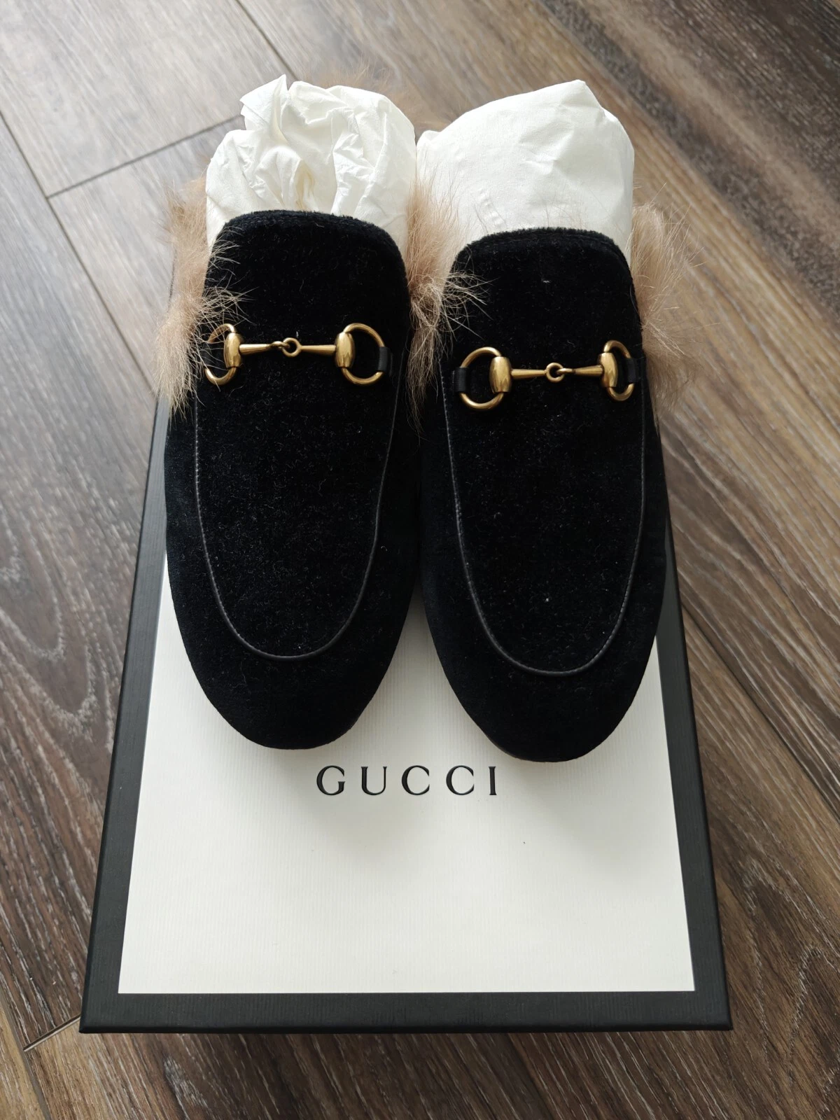 Mocassin à enfiler en fourrure de velours noir GUCCI Princetown Mule 37 Horsebit US 6,5