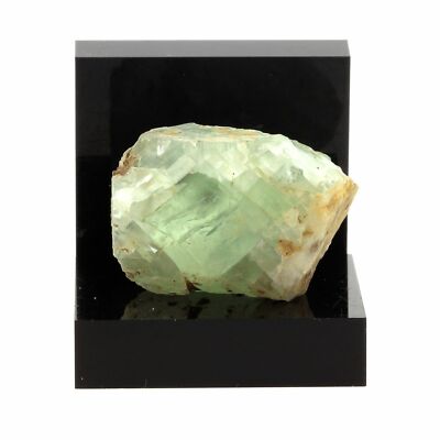 Grüner Fluorit. 182,1 ct. Massif des Aravis, Haute-Savoie, Frankreich. Selten.