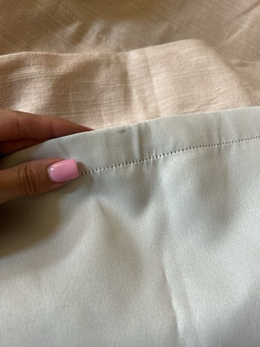 Pottery Barn Kids Evelyn BLACKOUT Curtains (2) 44”x84” Blush SPOT PRE-OWNED READ - Picture 4 of 11