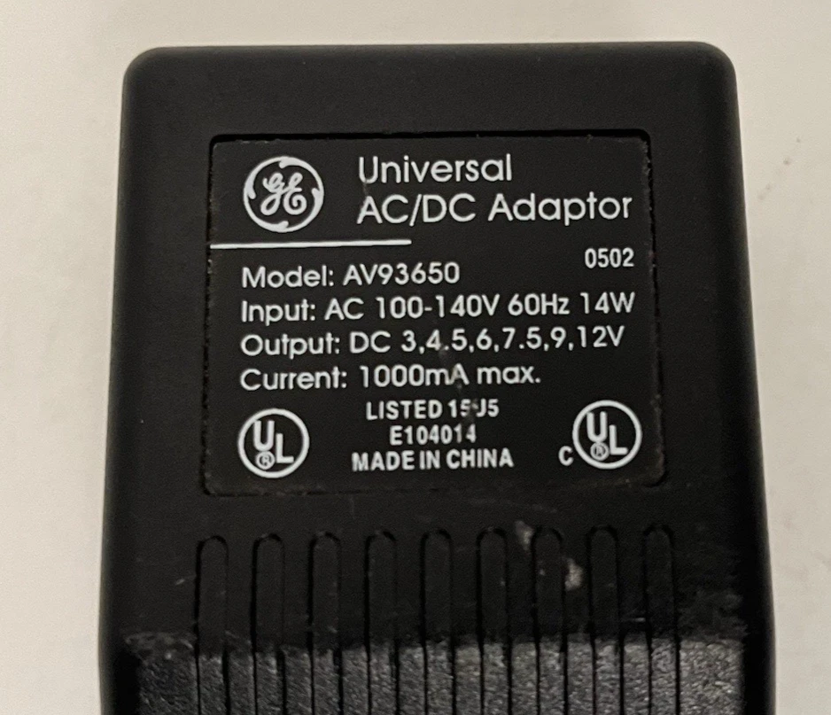 GE Universal AC Adaptor Battery Eliminator Model AV93650 Output: DC 3V-12V - Image 2 of 4