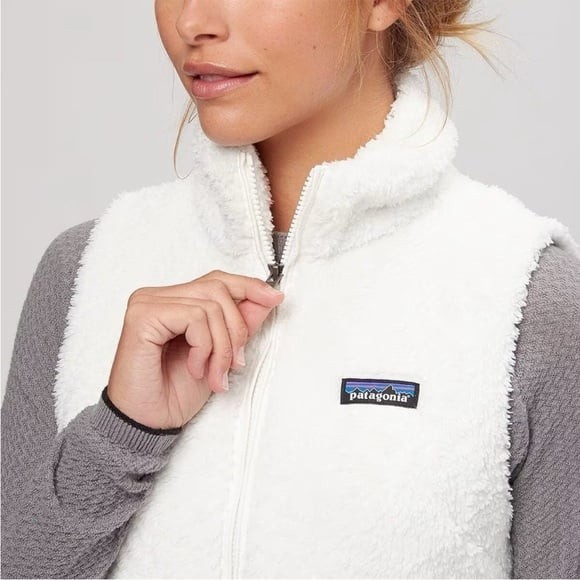 Women's Patagonia Vest Los Gatos size S white Furry Full Zip Fleece pile cozy