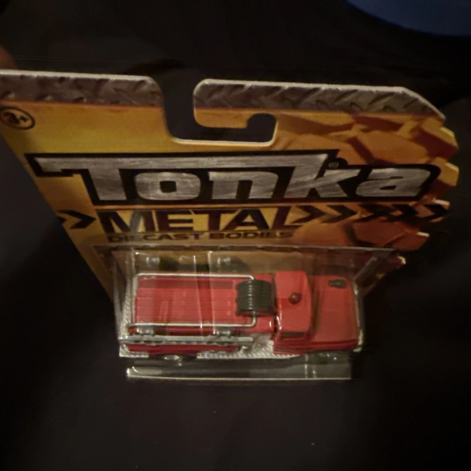 TONKA VINTAGE FIRE PUMPER METAL DIECAST BODIES ITEM NO 06401 NEW 2012 SEALED. - Image 3 of 3