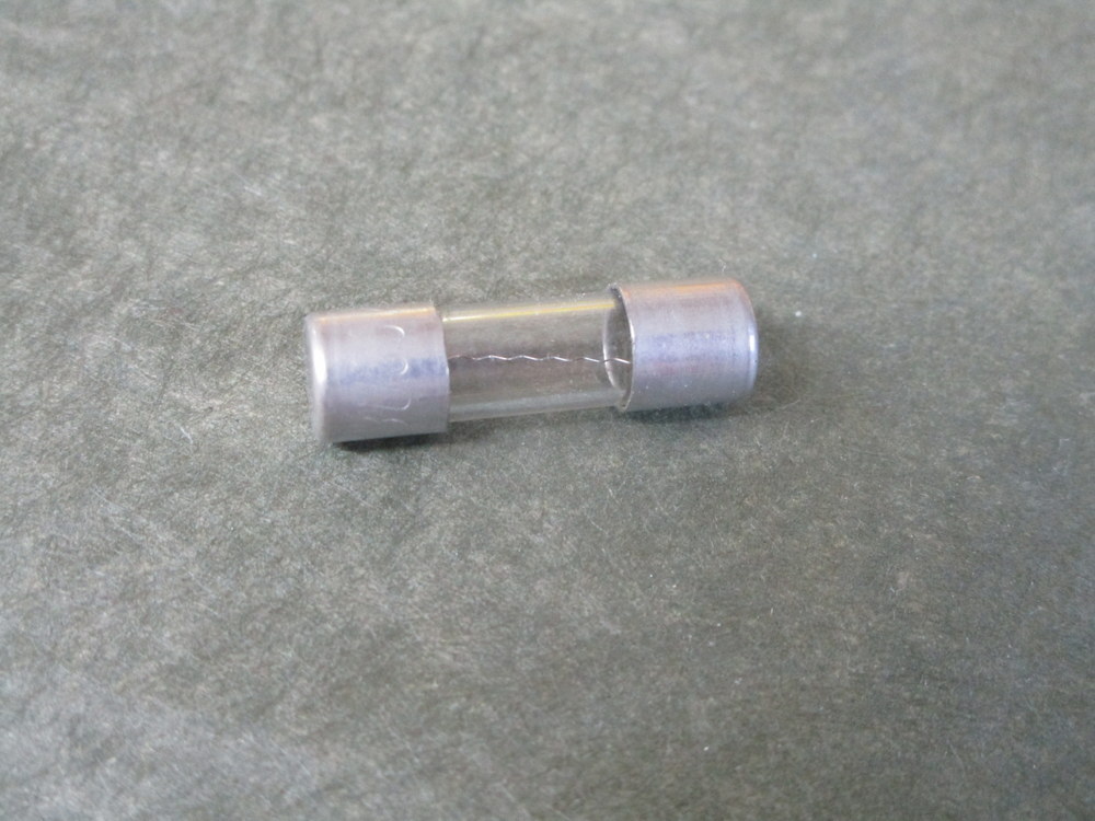 Buss AGW 2-1/2 Bussmann Fuse Formerly 7AG 2-1/2 Jagged (Pack of 30)