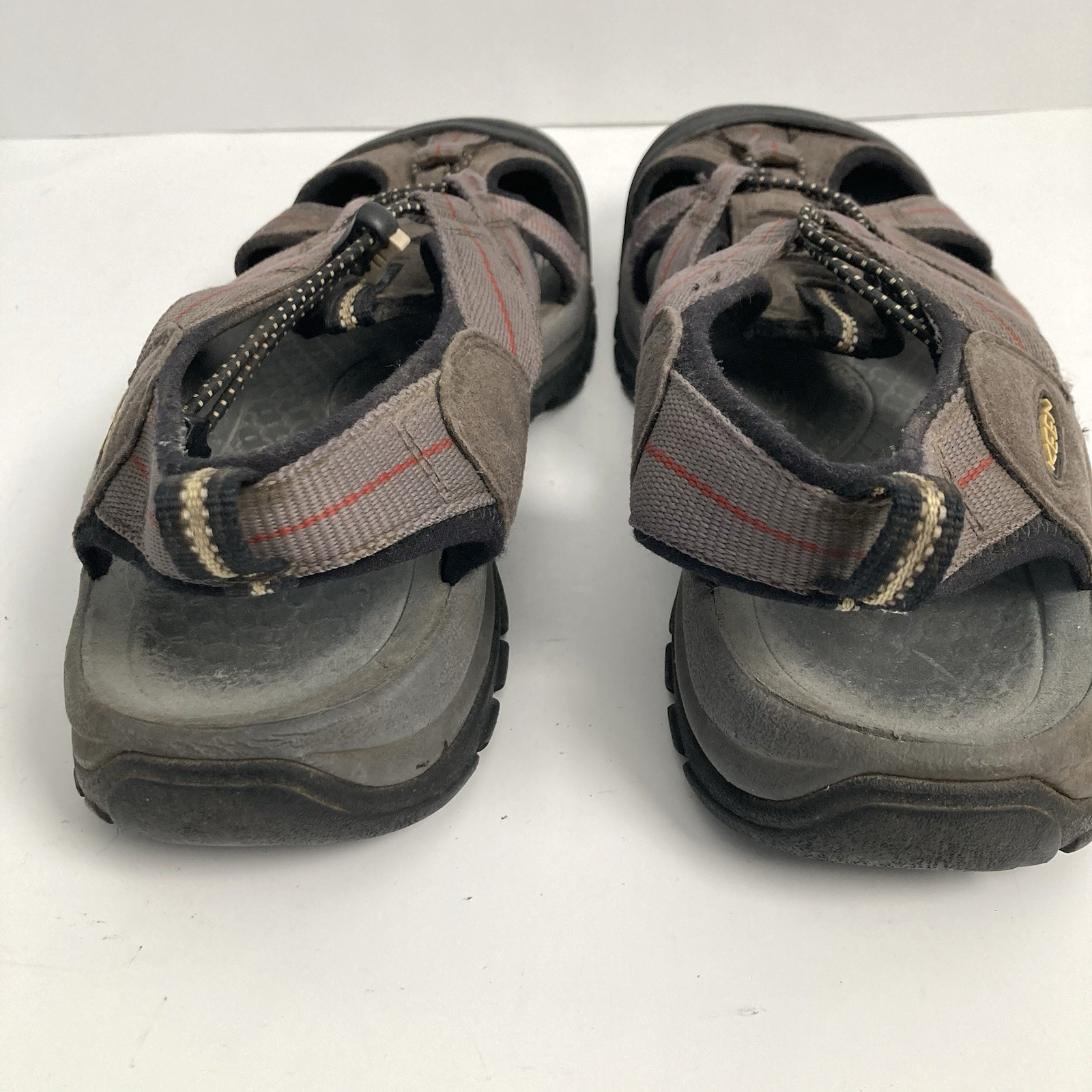 Sandali Keen Newport grigio rosso impermeabili punta chiusa escursionismo uomo taglia 10 US